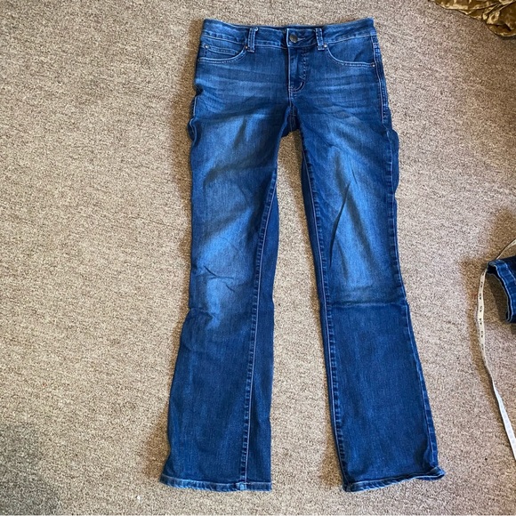 Gap Authentic Flare 27 R x 32 Medium Wash Used Worn Distressed Stretchy - Picture 13 of 14